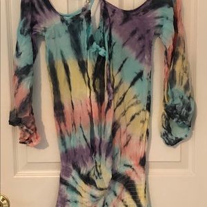 Long sleeve tye dye cover up.